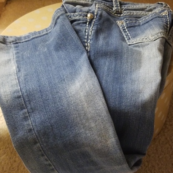 Suki sans Faded boot cut jeans petite 24 - Picture 7 of 8